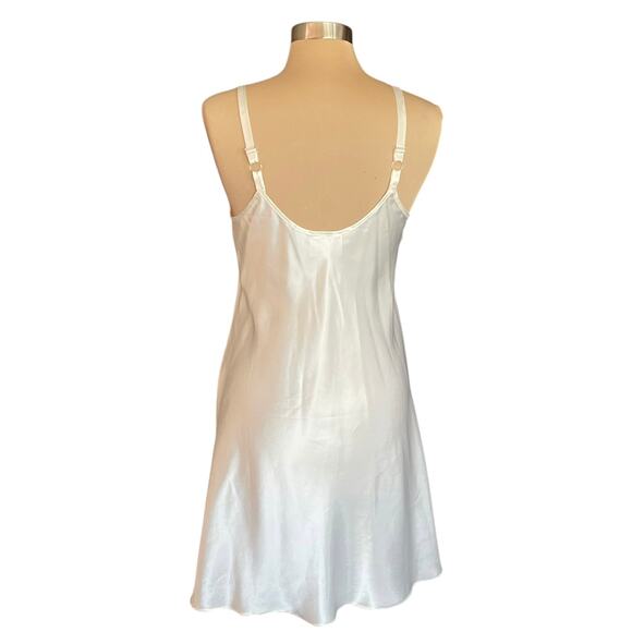 Best United Garment Co. Lingerie Cream Slip / Slip Dress Sz MED Satin and Lace - Picture 2 of 9